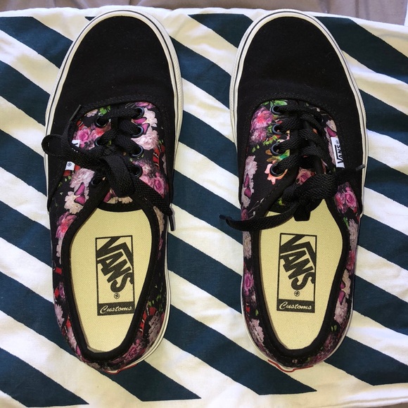 Customized Authentic Vans - Picture 5 of 8